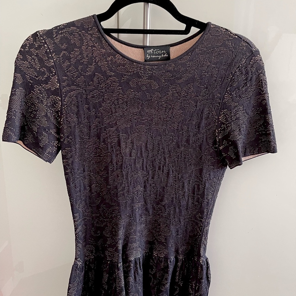 TORN BY RONNY KOBO Black Short Sleeve Eyelet Peplum Top Shirt Size Small